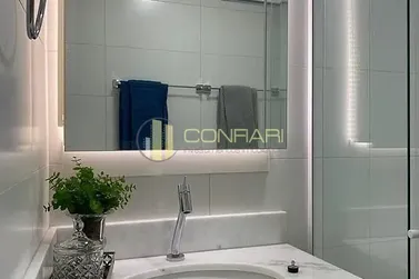 Apartamento &agrave; venda - 165m&sup2; - Meia Praia