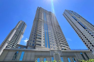 Apartamento &agrave; venda - 142m&sup2; - Centro