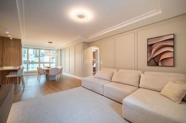 Apartamento &agrave; venda - 125m&sup2; - Centro