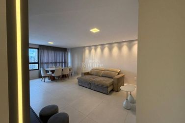 Apartamento &agrave; venda - Meia Praia