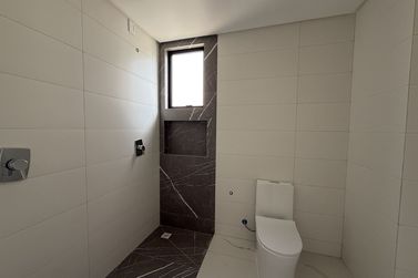 Apartamento &agrave; venda - 206m&sup2; - Meia Praia