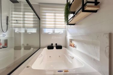 Apartamento &agrave; venda - 150m&sup2; - Meia Praia