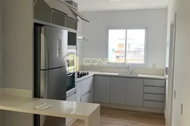 Apartamento para alugar - 182m&sup2; - Meia Praia