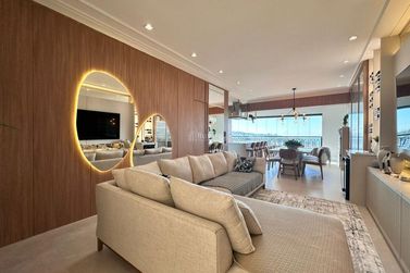 Apartamento &agrave; venda - 160m&sup2; - Centro