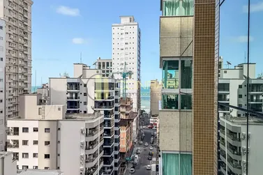 Apartamento &agrave; venda - 185m&sup2; - MEIA PRAIA