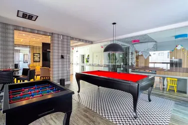 Apartamento &agrave; venda - 164m&sup2; - Meia Praia
