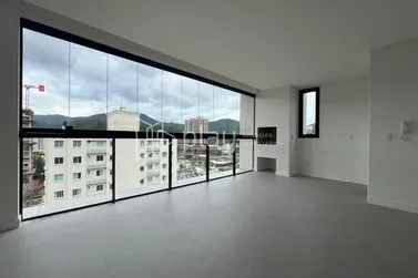 Apartamento &agrave; venda - 109m&sup2; - Centro