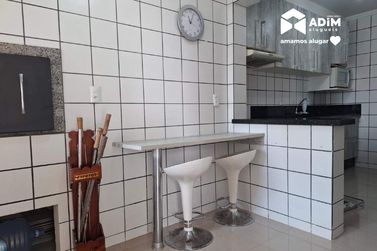 Apartamento para alugar - 140m&sup2; - Meia Praia