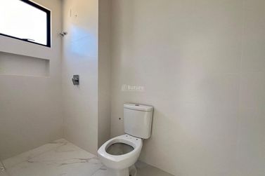 Apartamento &agrave; venda - 129m&sup2; - Meia Praia