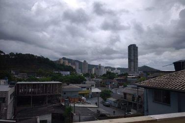 Apartamento para alugar - 65m&sup2; - Municipios