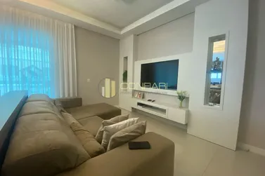 Apartamento &agrave; venda - 127m&sup2; - Meia Praia