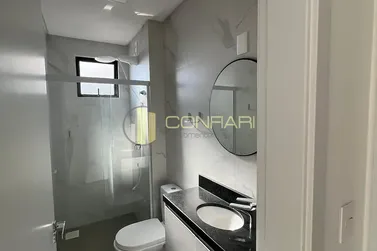 Apartamento para alugar - 110m&sup2; - pereque