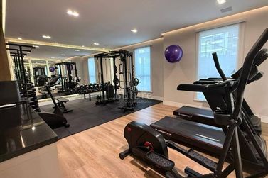 Apartamento &agrave; venda - 140m&sup2; - Meia Praia