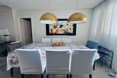 Apartamento &agrave; venda - 192m&sup2; - Centro