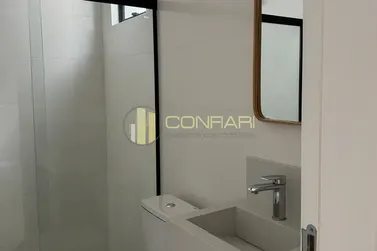 Apartamento para alugar - 124m&sup2; - Meia Praia