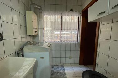 Apartamento &agrave; venda - 121m&sup2; - Meia Praia