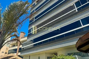 Apartamento &agrave; venda - 129m&sup2; - Meia Praia