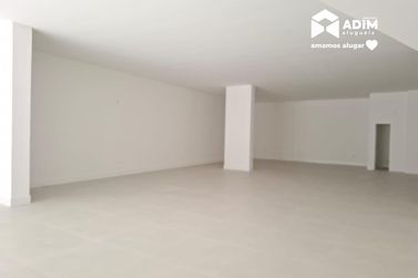 Sala Comercial para alugar - 177m&sup2; - Meia Praia
