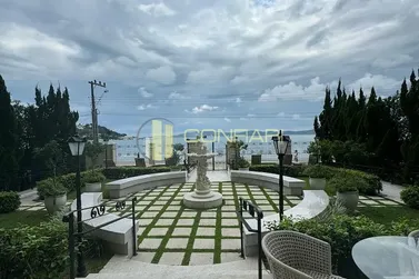 Apartamento &agrave; venda - 141m&sup2; - Centro