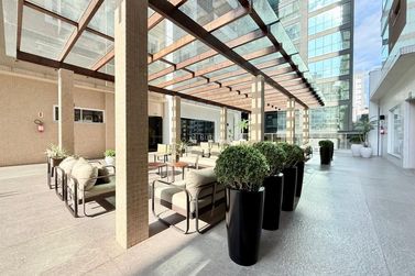 Apartamento &agrave; venda - 132m&sup2; - Meia Praia