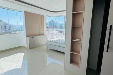Apartamento &agrave; venda - Meia Praia