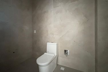 Apartamento &agrave; venda - 177m&sup2; - Meia Praia