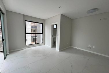 Apartamento &agrave; venda - Meia Praia