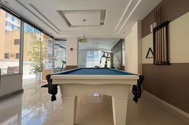 Apartamento &agrave; venda - 156m&sup2; - Meia Praia