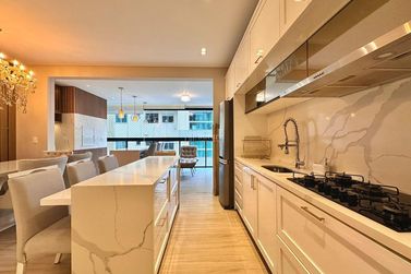 Apartamento &agrave; venda - 135m&sup2; - Andorinha