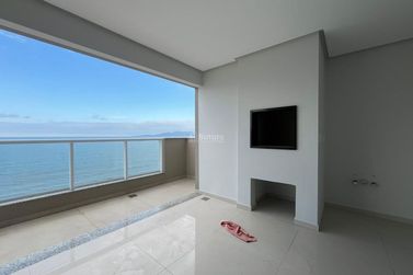 Apartamento &agrave; venda - 193m&sup2; - Meia Praia