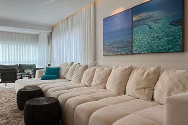 Apartamento &agrave; venda - 153m&sup2; - Meia Praia