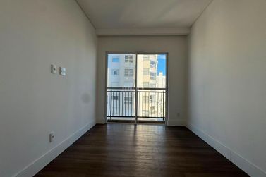 Apartamento &agrave; venda - 123m&sup2; - Centro