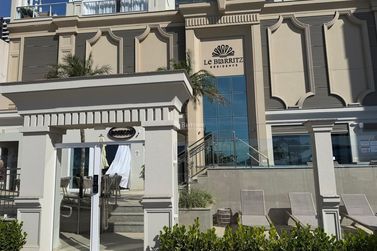 Apartamento &agrave; venda - 162m&sup2; - Meia Praia