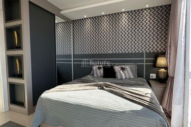 Apartamento &agrave; venda - 229m&sup2; - Meia Praia