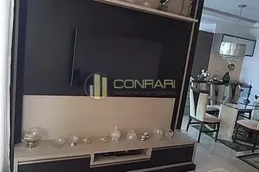 Apartamento &agrave; venda - 150m&sup2; - Meia Praia