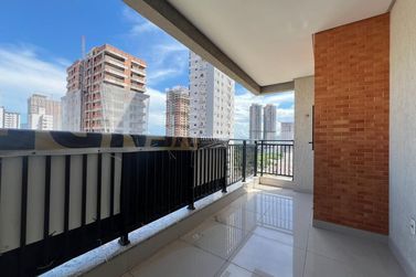 Apartamento &agrave; venda - 106m&sup2; - Meia Praia