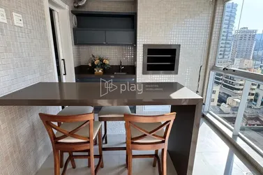 Apartamento &agrave; venda - 208m&sup2; - Centro