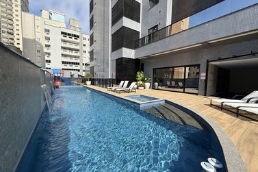 Apartamento &agrave; venda - 206m&sup2; - Meia Praia