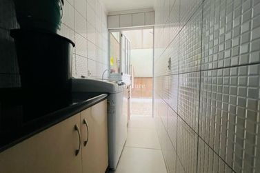 Apartamento &agrave; venda - 110m&sup2; - Meia Praia