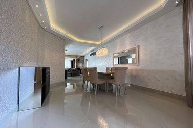 Apartamento &agrave; venda - 178m&sup2; - Meia Praia