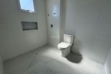 Apartamento &agrave; venda - 130m&sup2; - Meia Praia