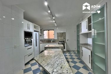 Apartamento para alugar - 475m&sup2; - Centro