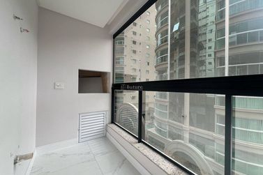 Apartamento &agrave; venda - Meia Praia