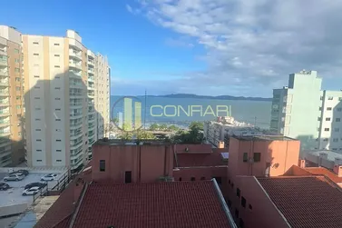 Apartamento &agrave; venda - 185m&sup2; - centro