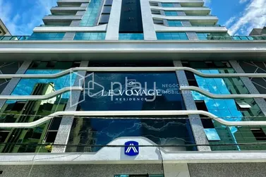 Apartamento &agrave; venda - 114m&sup2; - Meia Praia