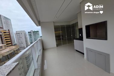 Apartamento para alugar - 170m&sup2; - Centro