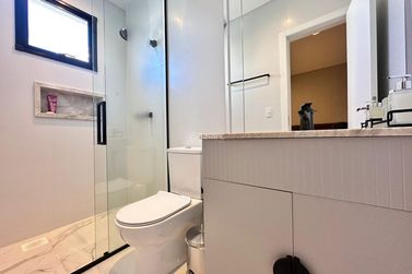 Apartamento &agrave; venda - 1382m&sup2; - Meia Praia