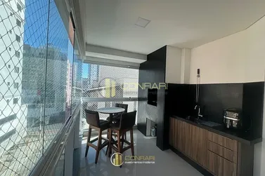 Apartamento &agrave; venda - 110m&sup2; - Meia Praia
