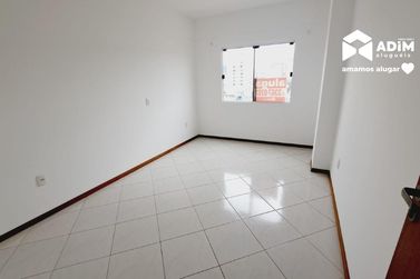 Apartamento para alugar - 65m&sup2; - Tabuleiro (Monte Alegre)