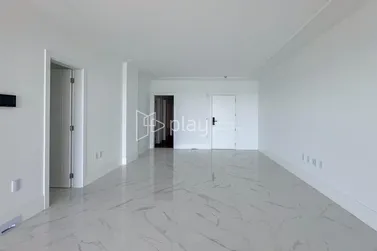 Apartamento &agrave; venda - 195m&sup2; - Centro